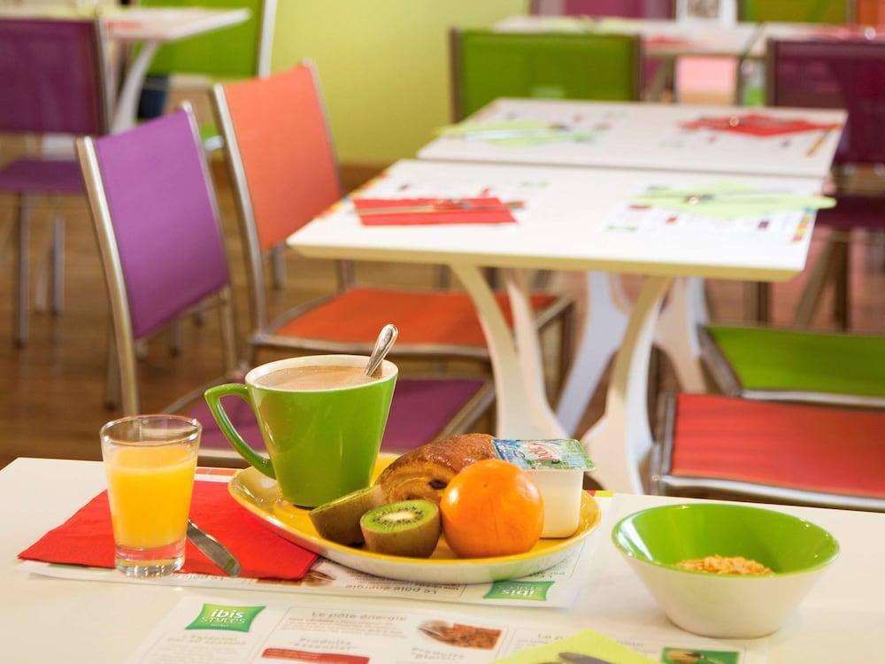 Ibis Styles Bourg En Bresse Hotell Eksteriør bilde