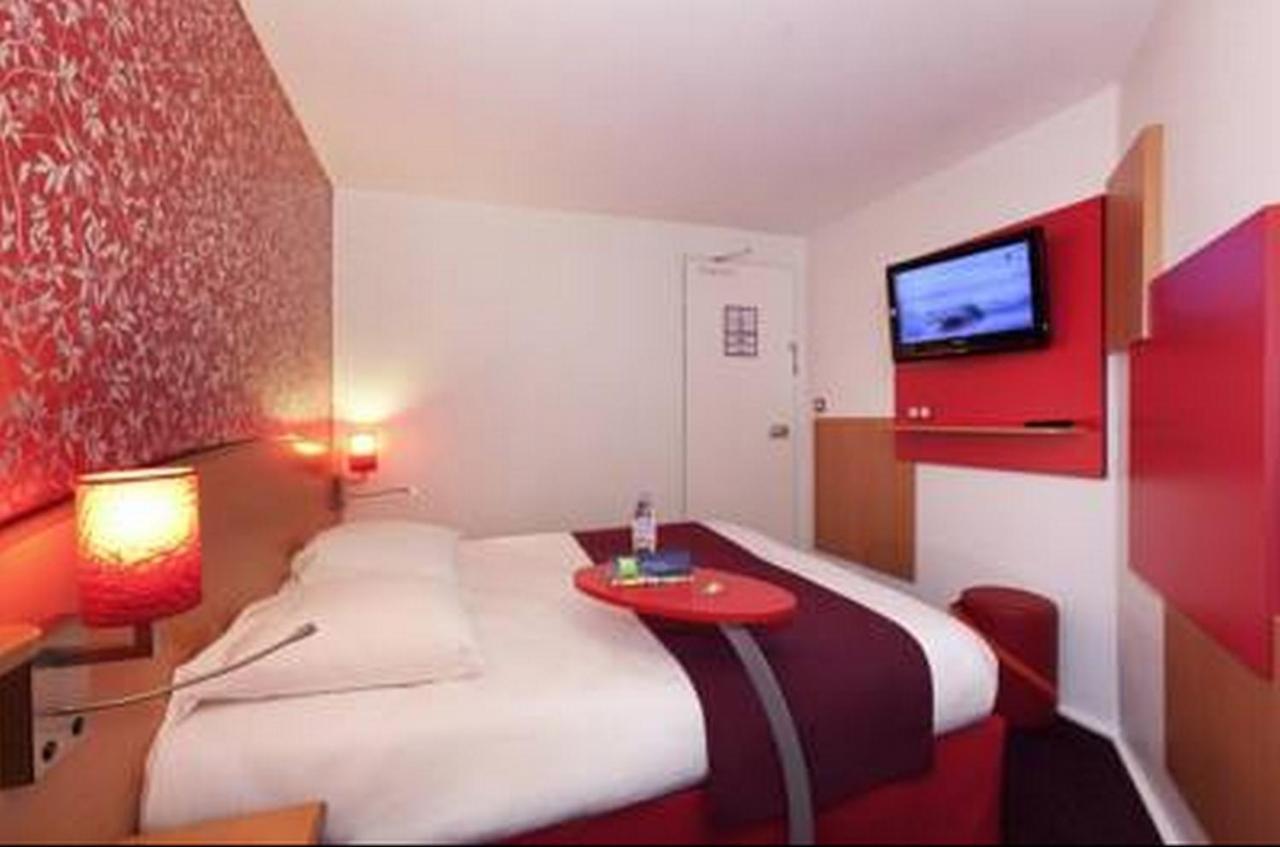Ibis Styles Bourg En Bresse Hotell Rom bilde